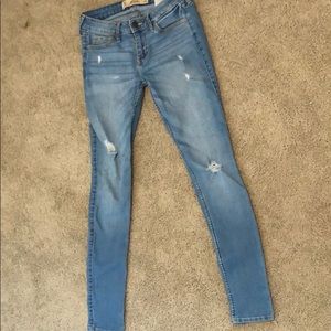 Light wash super skinny Hollister jeans